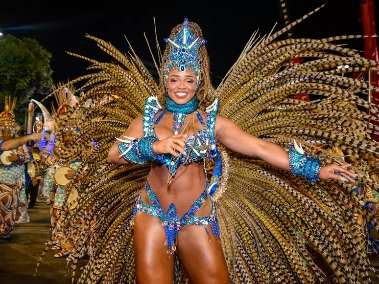 image-107 Rainhas de Bateria do Rio: As Protagonistas do Carnaval Carioca que Encantam a Sapucaí